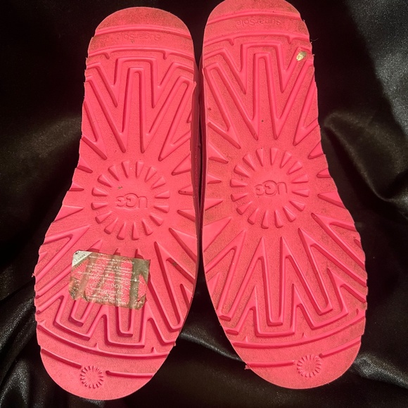 UGG Berry/Pink Ultra Mini Platform sz 9 - Picture 4 of 10